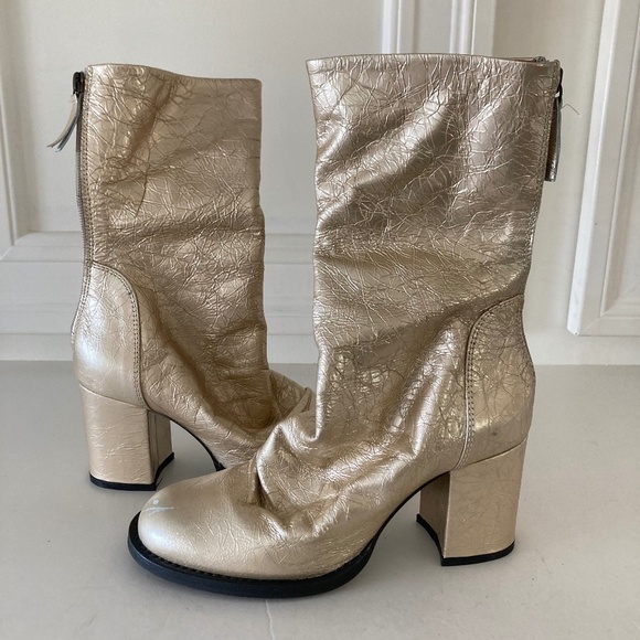 NWOT Free People Date Night Elle Gold Leather Block Heels Sz 37 - Picture 1 of 9